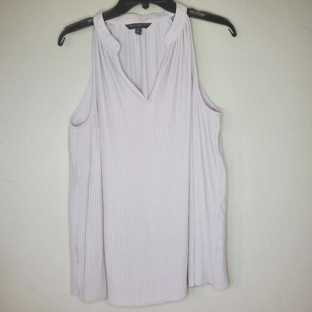 𝅺Banana Republic petite Large beige Pleated halter neck Sleeveless top